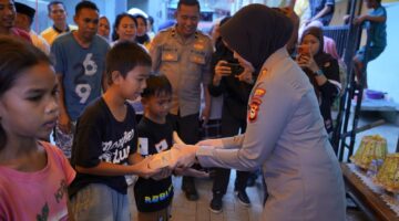 HUT Bhayangkara ke-80 Semakin Meriah, Polres Pelabuhan Makassar Gelar Festival Permainan Tradisional untuk Anak