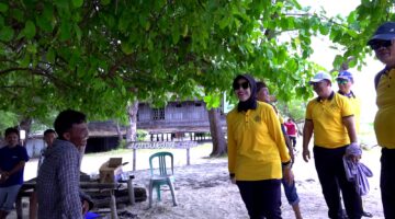 Di Pulau Terluar Makassar, AKBP Rise Sandiyantanti Gelar Patroli Dialogis Bersama Warga
