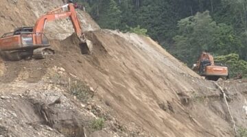 Janji Tinggal Janji Pembayaran Sewa Alat Escavator Pasca Bencana Semakin Tak Jelas